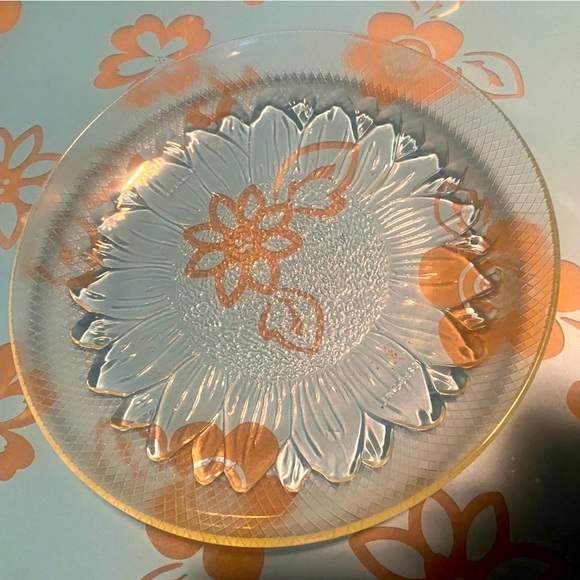 🌻PASARI🌻 5-PC SET VTG CLEAR GLASS SUNFLOWER INDONESIAN SALAD DECRETIVE PLATES - Picture 1 of 10